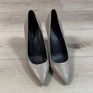 Charles David Women's Gray Stilettos